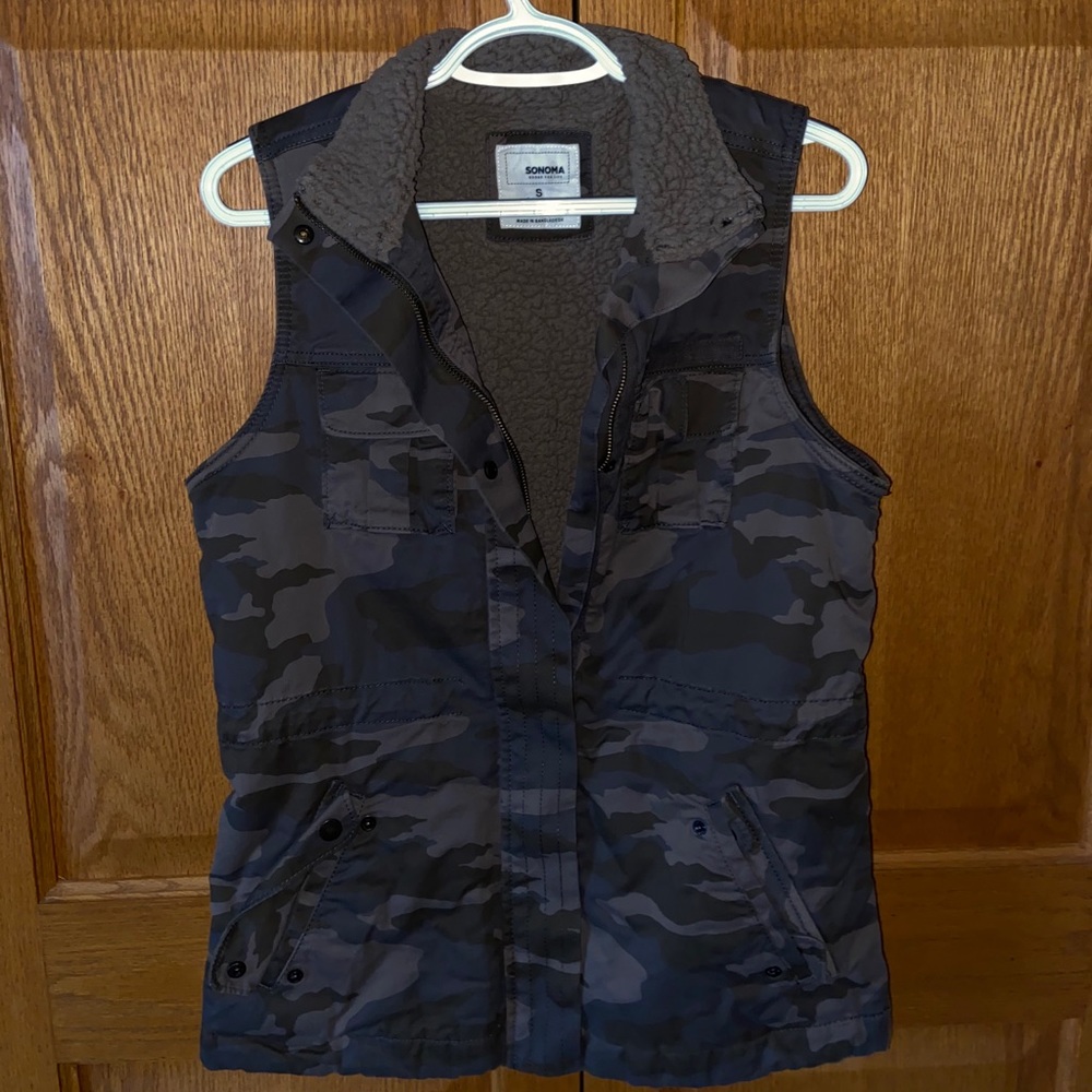Camouflage Soft Vest Size Small